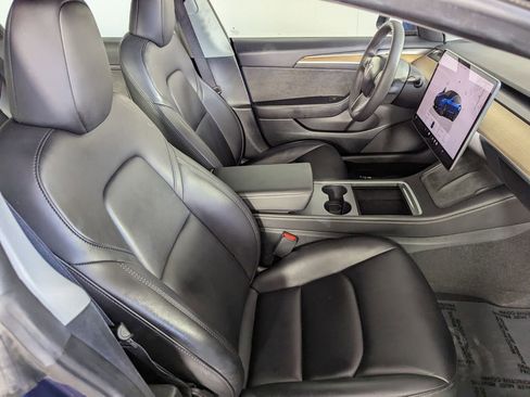 Used 2023 Tesla Model 3 Standard Range image 32