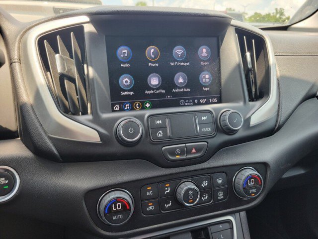 Used 2024 GMC Terrain SLT FWD image 18