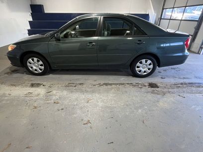 Used 2004 Toyota Camry LE