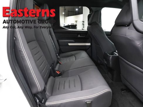 Used 2024 Toyota Tacoma TRD Sport w/ TRD Sport Upgrade Package AWD/4WD image 27