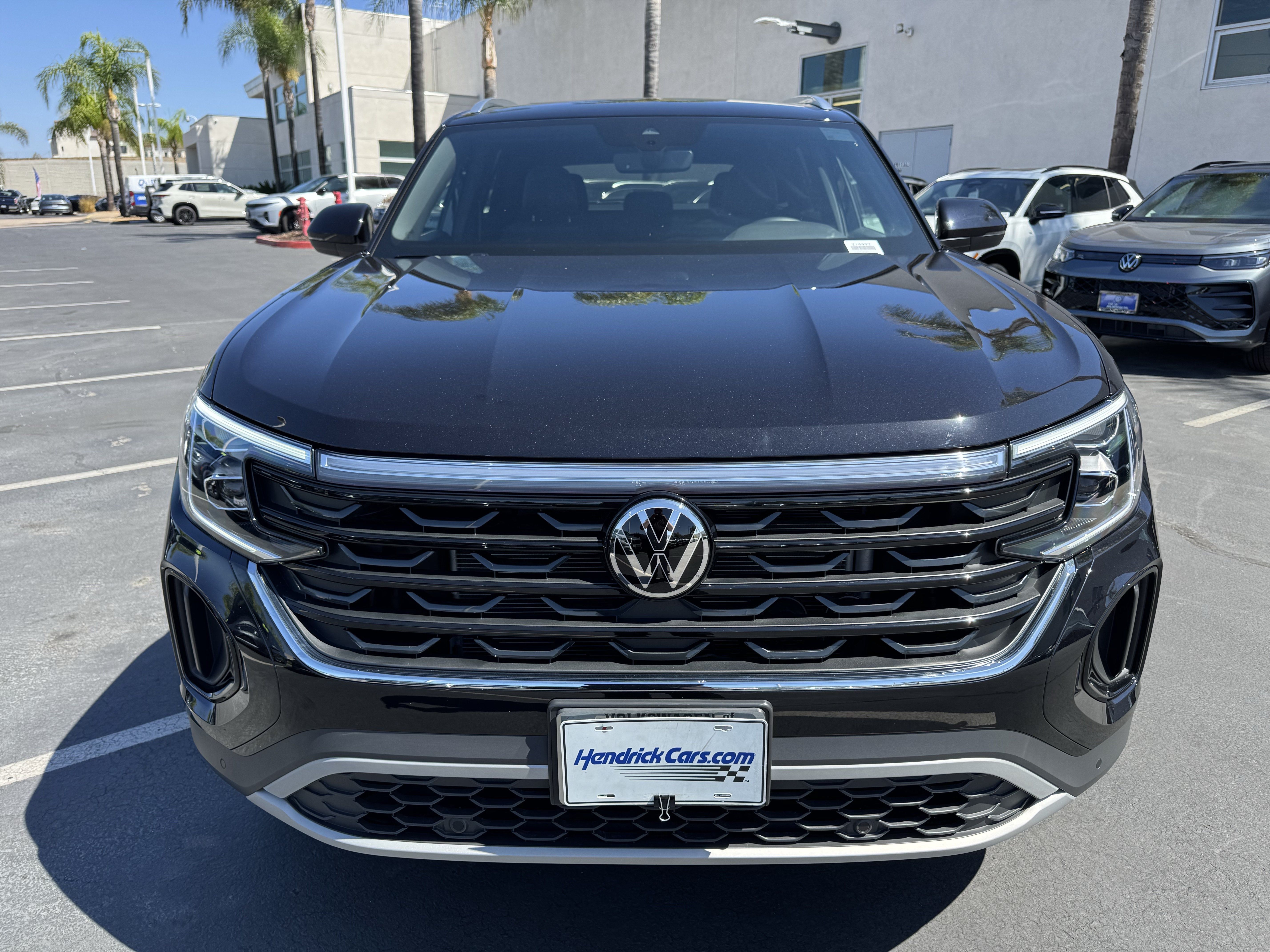 Used 2026 Volkswagen Atlas Cross Sport SE FWD image 3