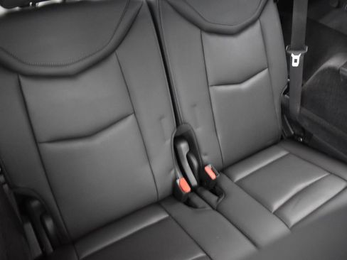 Certified 2024 Cadillac XT6 Premium Luxury w/ Technology Package image 31