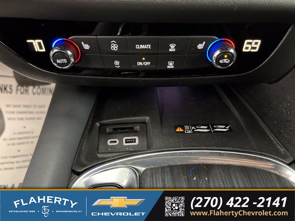 Used 2023 Buick Enclave Essence FWD image 27