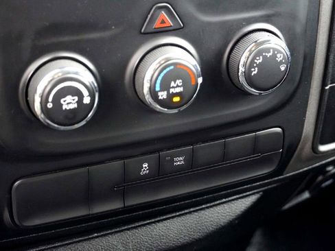 Used 2018 RAM 1500 Tradesman image 17