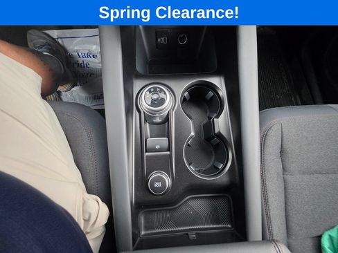 Used 2026 Ford Explorer Active AWD/4WD image 23
