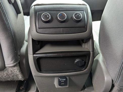 Used 2015 Chevrolet Traverse LS AWD/4WD image 20