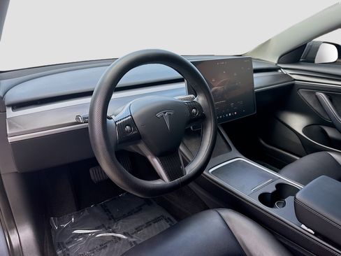 Used 2023 Tesla Model 3 Standard Range RWD image 9