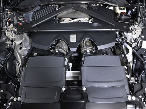 Used 2024 Aston Martin DB12 Coupe RWD image 26