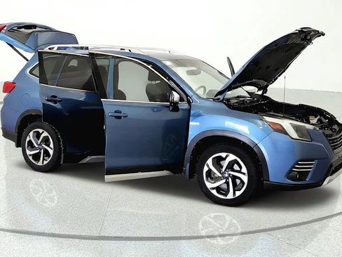Used 2023 Subaru Forester Touring AWD/4WD image 7