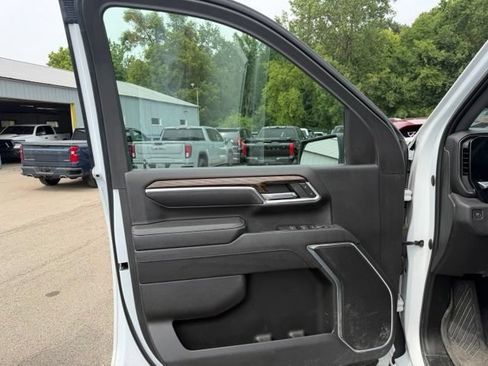 Used 2024 GMC Sierra 2500 SLE w/ SLE Convenience Package AWD/4WD image 5