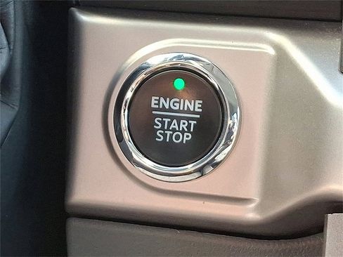 Certified 2022 Ford F150 XLT w/ Equipment Group 302A High image 28