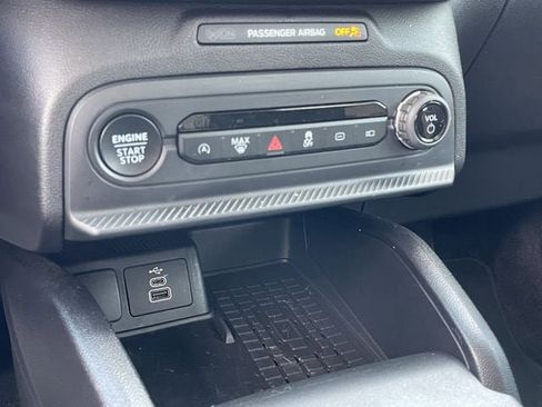 Used 2025 Ford Bronco Sport Big Bend w/ Convenience Package AWD/4WD image 18