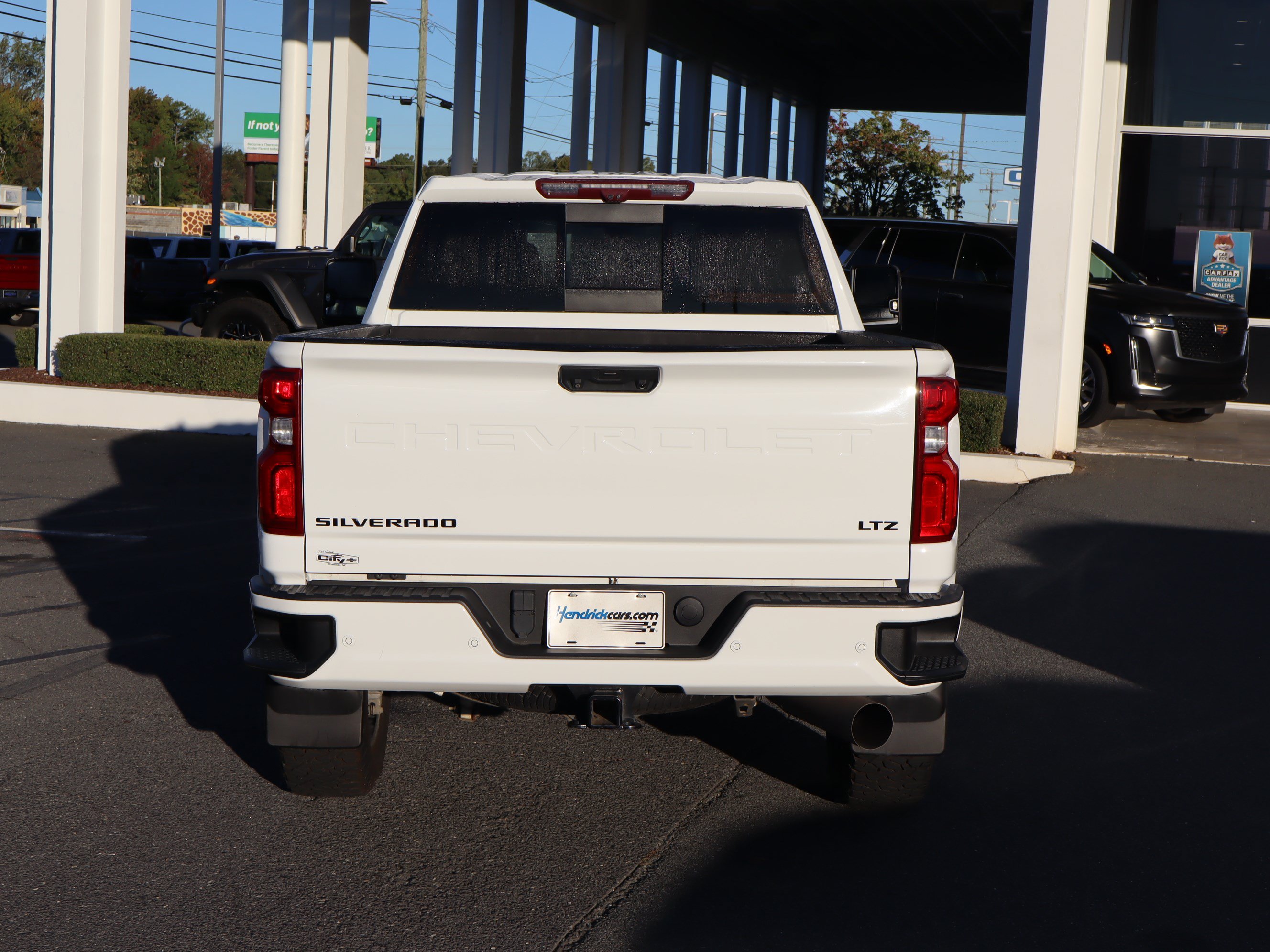 Used 2022 Chevrolet Silverado 2500 LTZ w/ LTZ Plus Package AWD/4WD image 10