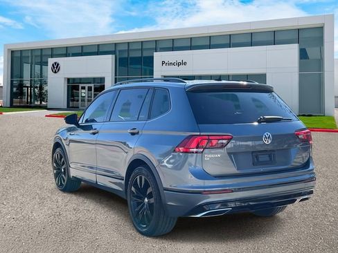 Used 2021 Volkswagen Tiguan SE R-Line image 4