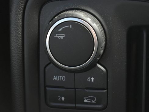 Used 2022 Chevrolet Silverado 1500 Custom image 19