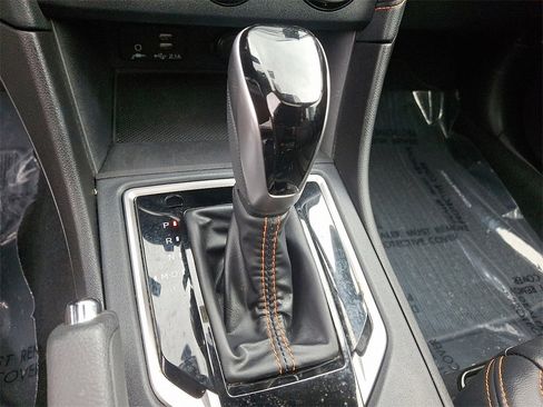 Certified 2023 Subaru Crosstrek 2.5i Limited image 16