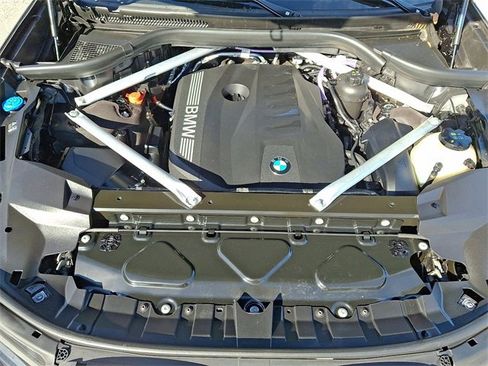 Used 2025 BMW X7 xDrive40i image 29