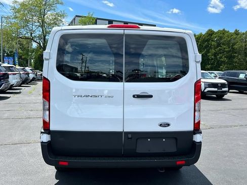 Used 2025 Ford Transit 250 Low Roof w/ Exterior Upgrade Package RWD image 3
