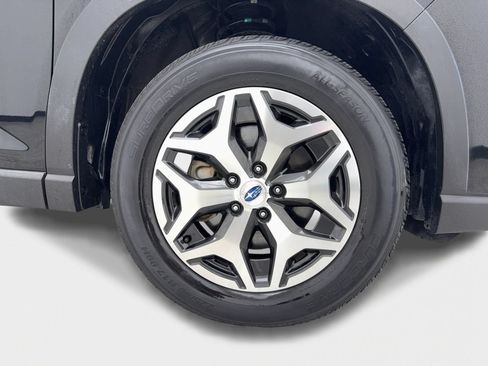 Used 2023 Subaru Forester Premium AWD/4WD image 50
