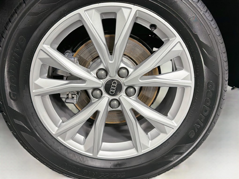Used 2025 Audi Q3 2.0T Premium AWD/4WD image 30