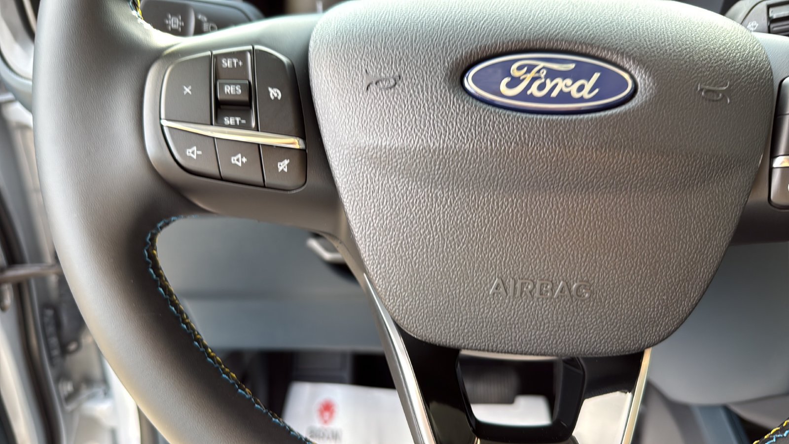 Used 2026 Ford Maverick Lobo AWD/4WD image 16