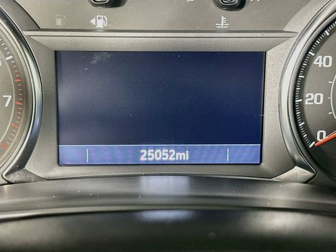 Used 2026 Chevrolet Blazer LT FWD image 19