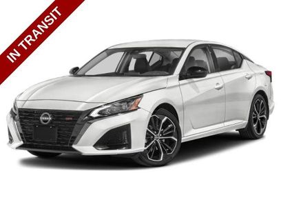 Used 2024 Nissan Altima 2.5 SR