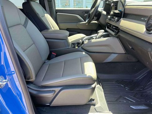 Certified 2026 Chevrolet Colorado ZR2 w/ Technology Package AWD/4WD image 22