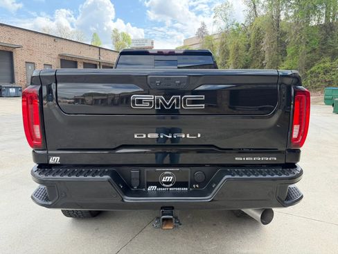 Used 2021 GMC Sierra 3500 Denali w/ Denali Ultimate Package image 8