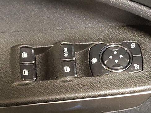 Used 2021 Ford EcoSport SE w/ SE Convenience Package AWD/4WD image 27