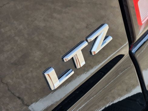 Used 2026 Chevrolet Silverado 2500 LTZ w/ LTZ Premium Texas Edition AWD/4WD image 19