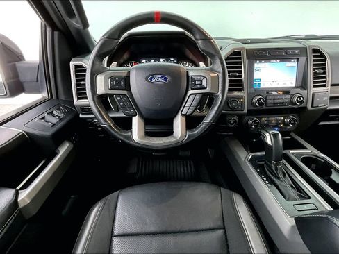 Used 2019 Ford F150 Raptor w/ Equipment Group 802A Luxury AWD/4WD image 6