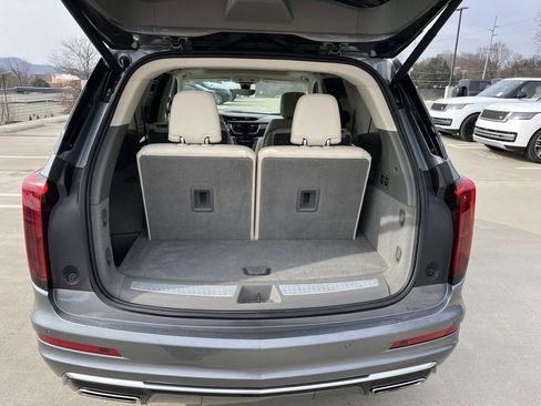 Certified 2022 Cadillac XT6 Premium Luxury w/ Technology Package image 12