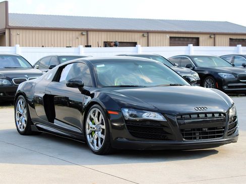 Used 2010 Audi R8 V10 image 9