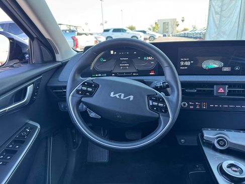 Used 2022 Kia EV6 Wind image 9