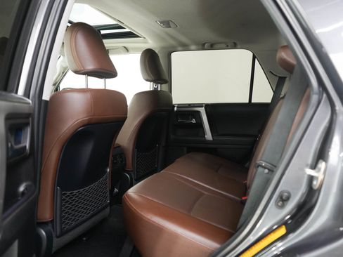 Used 2022 Toyota 4Runner Limited AWD/4WD image 17