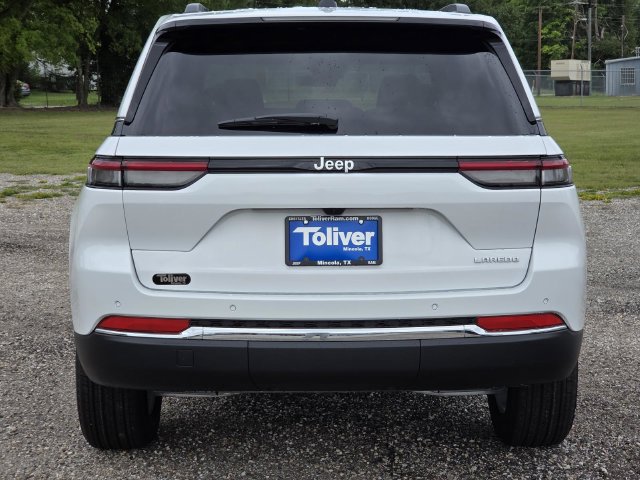 New 2026 Jeep Grand Cherokee Laredo X RWD image 5
