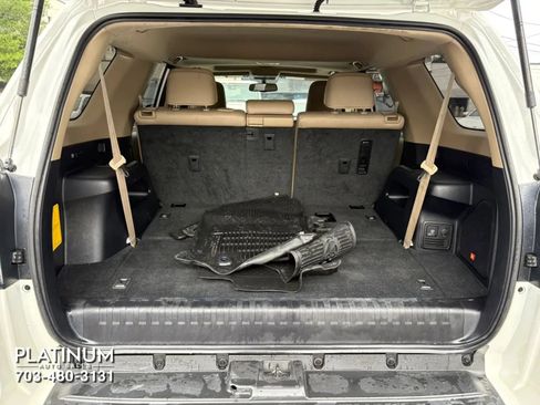 Used 2018 Toyota 4Runner Limited AWD/4WD image 18