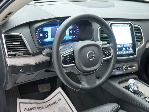 Certified 2023 Volvo XC90 B6 Ultimate w/ Protection Package Premier AWD/4WD image 13