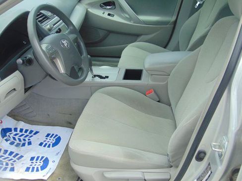 Used 2008 Toyota Camry LE FWD image 8