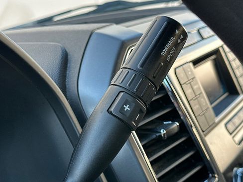 Used 2016 Ford F150 XLT image 31