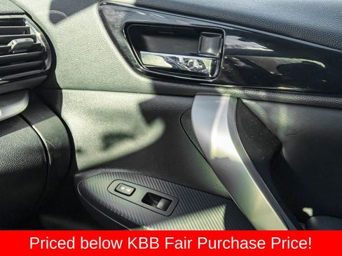 Used 2024 Mitsubishi Eclipse Cross SE image 23