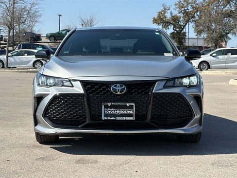 Certified 2020 Toyota Avalon XSE image 2