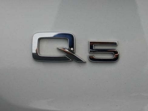 Used 2025 Audi Q5 2.0T Premium Plus w/ Premium Plus Package AWD/4WD image 10
