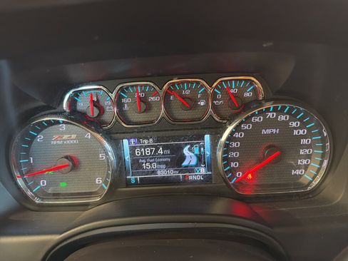 Used 2019 Chevrolet Tahoe LT image 14