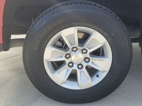Used 2023 Chevrolet Silverado 1500 LT RWD image 8