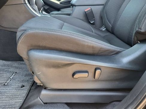Used 2021 Subaru Ascent Premium w/ Sport Package AWD/4WD image 16