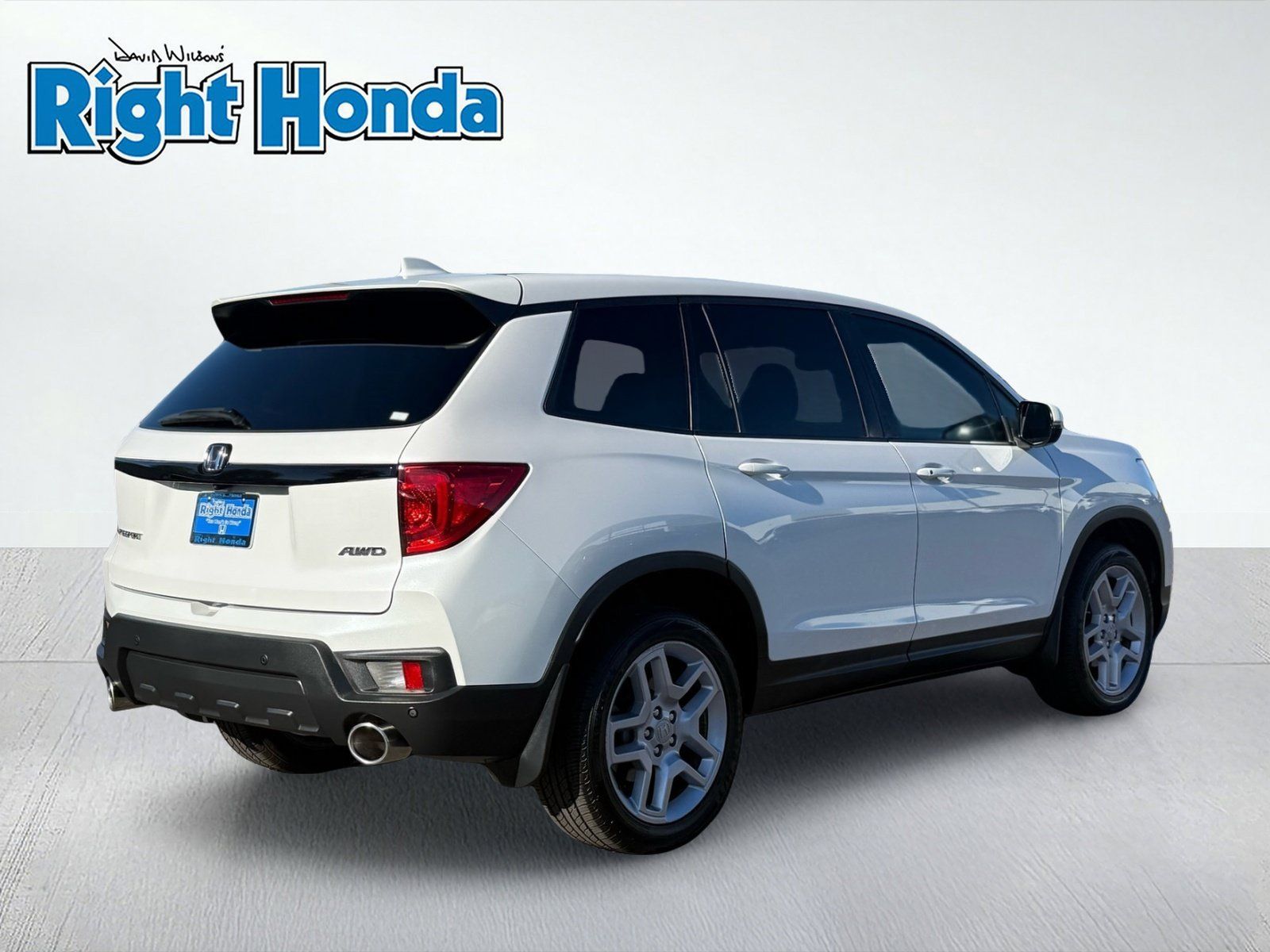 Used 2024 Honda Passport EX-L image 9