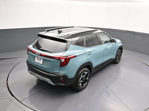 Certified 2025 Kia Seltos S AWD/4WD image 37