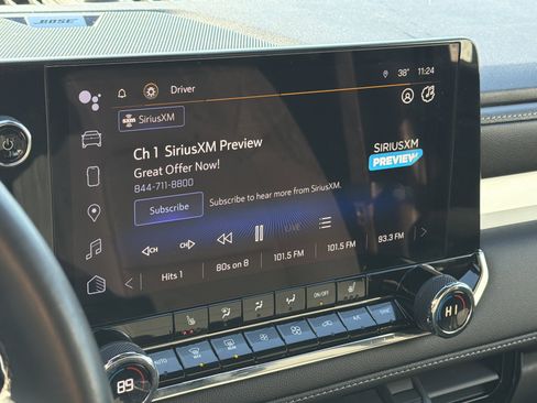 Used 2023 Chevrolet Colorado LT w/ LT Convenience Package II image 18